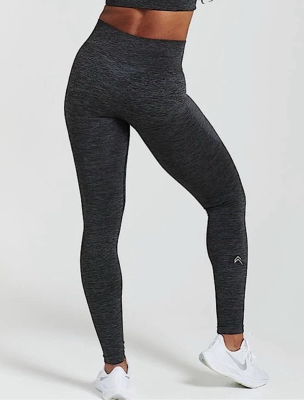 NWT Oner Active Classic Seamless Leggings in Coal Marl Size Medium Short Length - Picture 3 of 16